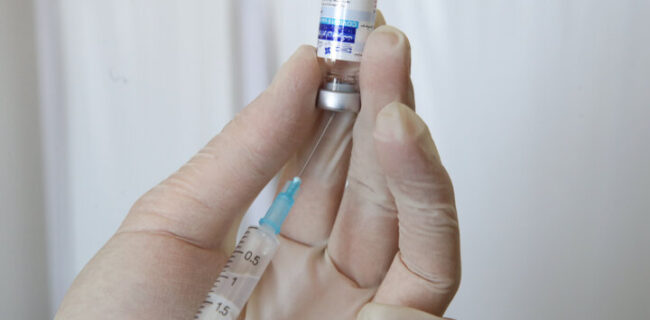 برکت پلاس ،نخستین واکسن مقابله با سویه امیکرون