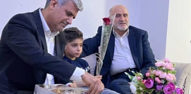 حضور استاندار بوشهر در منزل کودکان بی‌ سرپرست
